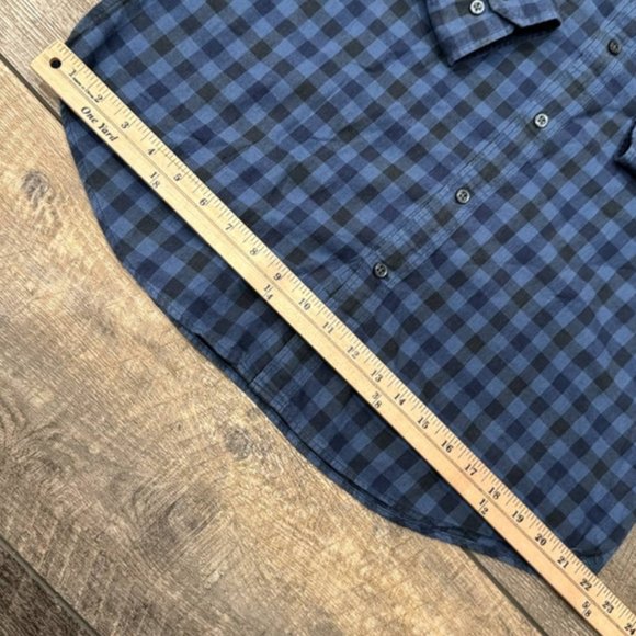 Banana Republic Button Down - Picture 3 of 5